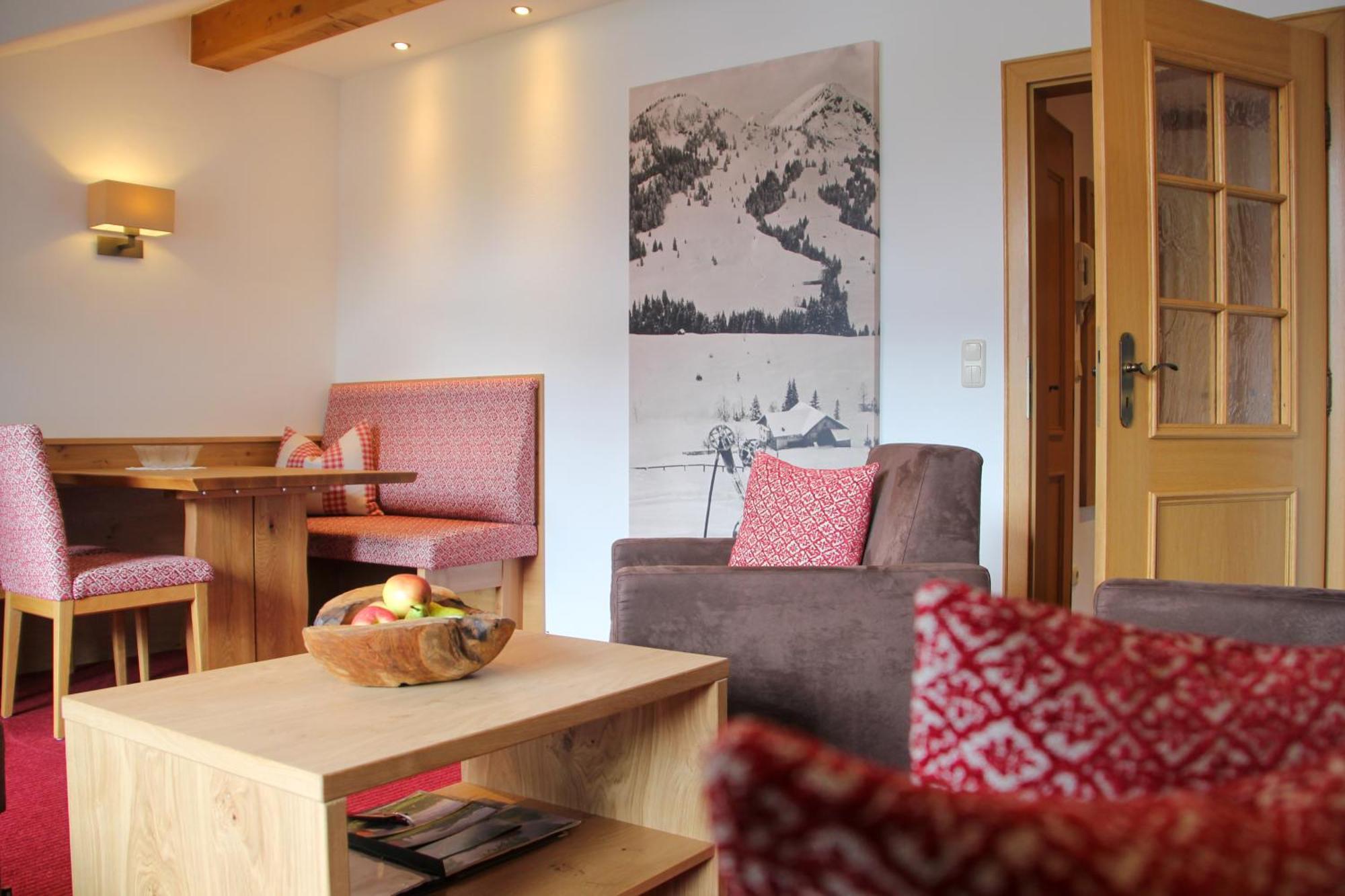 Landhotel Berghof Bad Hindelang Exterior foto