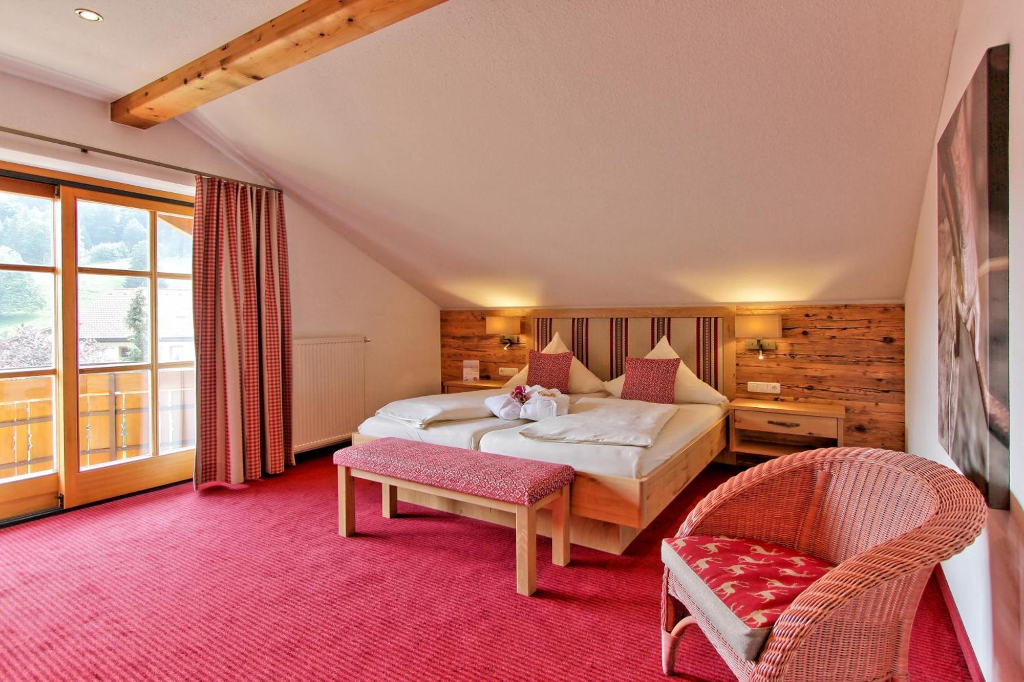 Landhotel Berghof Bad Hindelang Exterior foto