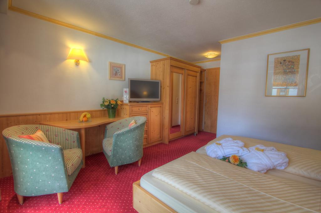 Landhotel Berghof Bad Hindelang Cameră foto