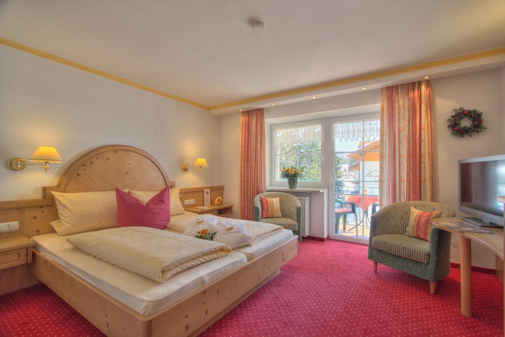 Landhotel Berghof Bad Hindelang Cameră foto